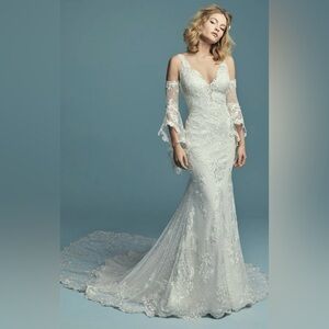 Maggie Soterro Lucienne Marie, (8MS697LT) Wedding Gown size Bridal 12.
